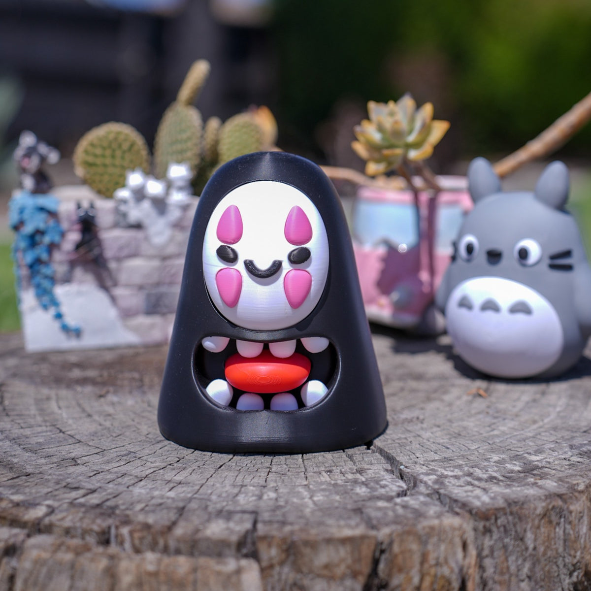 Spirited Away No-Face Chibi Figurine, 3D Printed Kawaii Desk Decor, Fan-Made Anime Collectible
