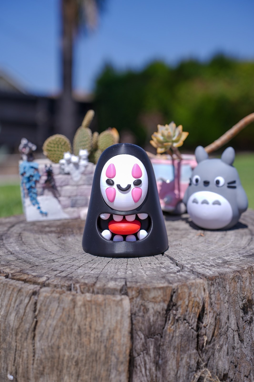 Spirited Away No-Face Chibi Figurine, 3D Printed Kawaii Desk Decor, Fan-Made Anime Collectible