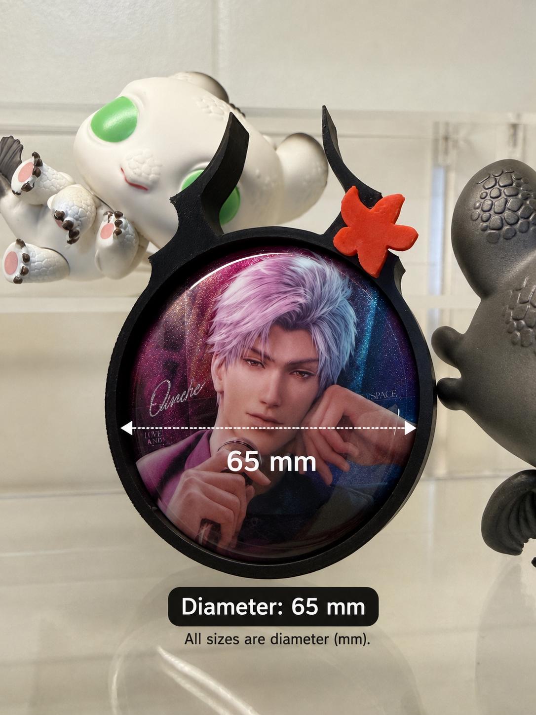 Sylus 3D Printed Badge Frame - Love and Deepspace, Anime Desk Decor (Black & Red) — view 3