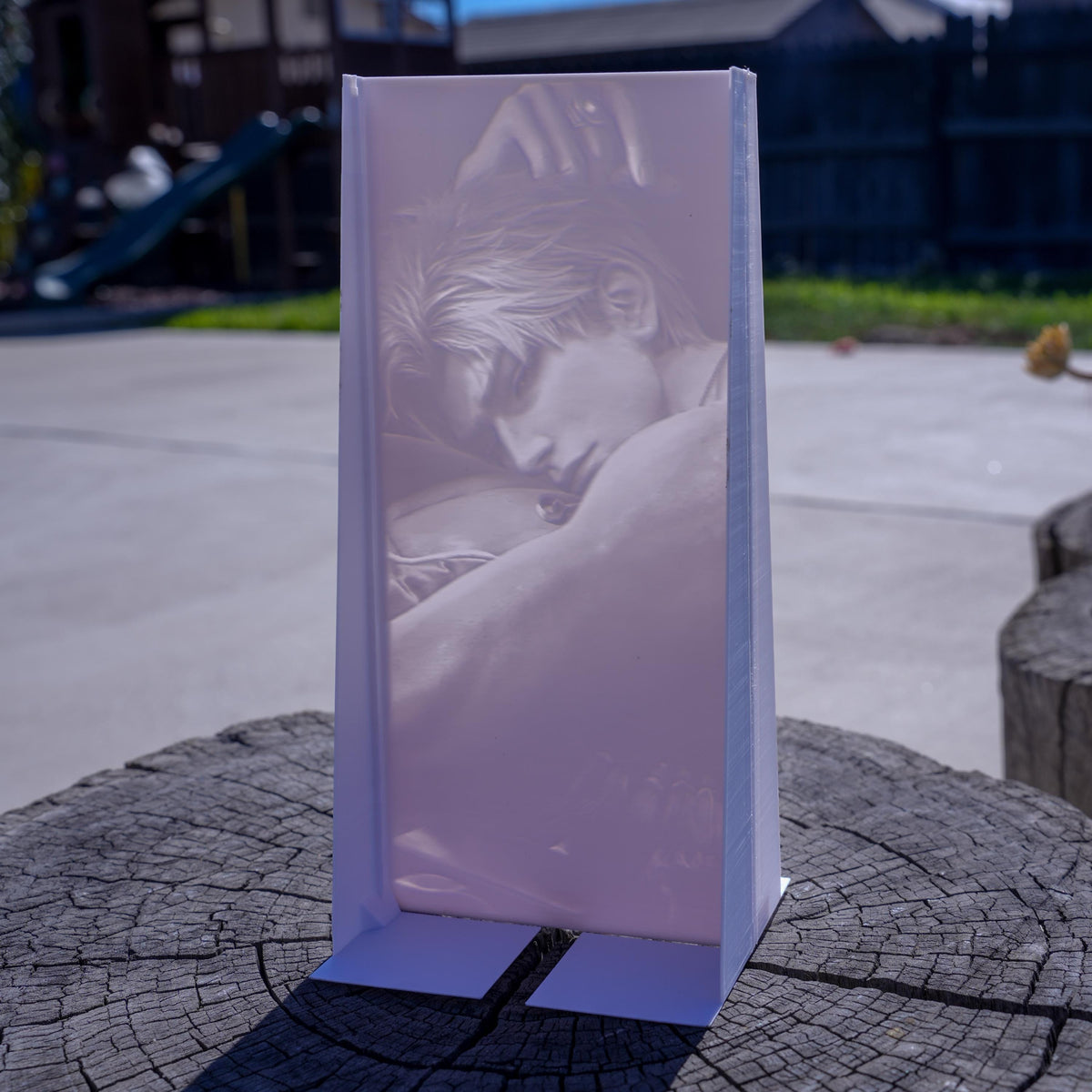 Sylus Lithophane Love and Deepspace 3D Relief Display, Translucent Anime Desk Decor — view 2