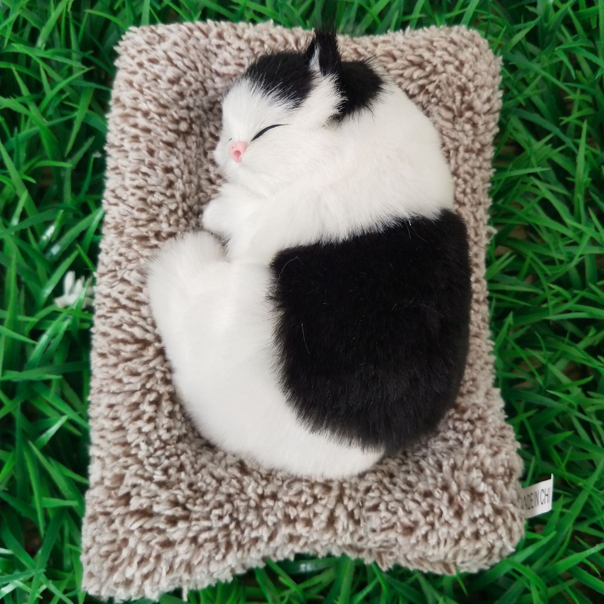 Lifelike Cow Cat Bamboo Charcoal Bag Car Accessories